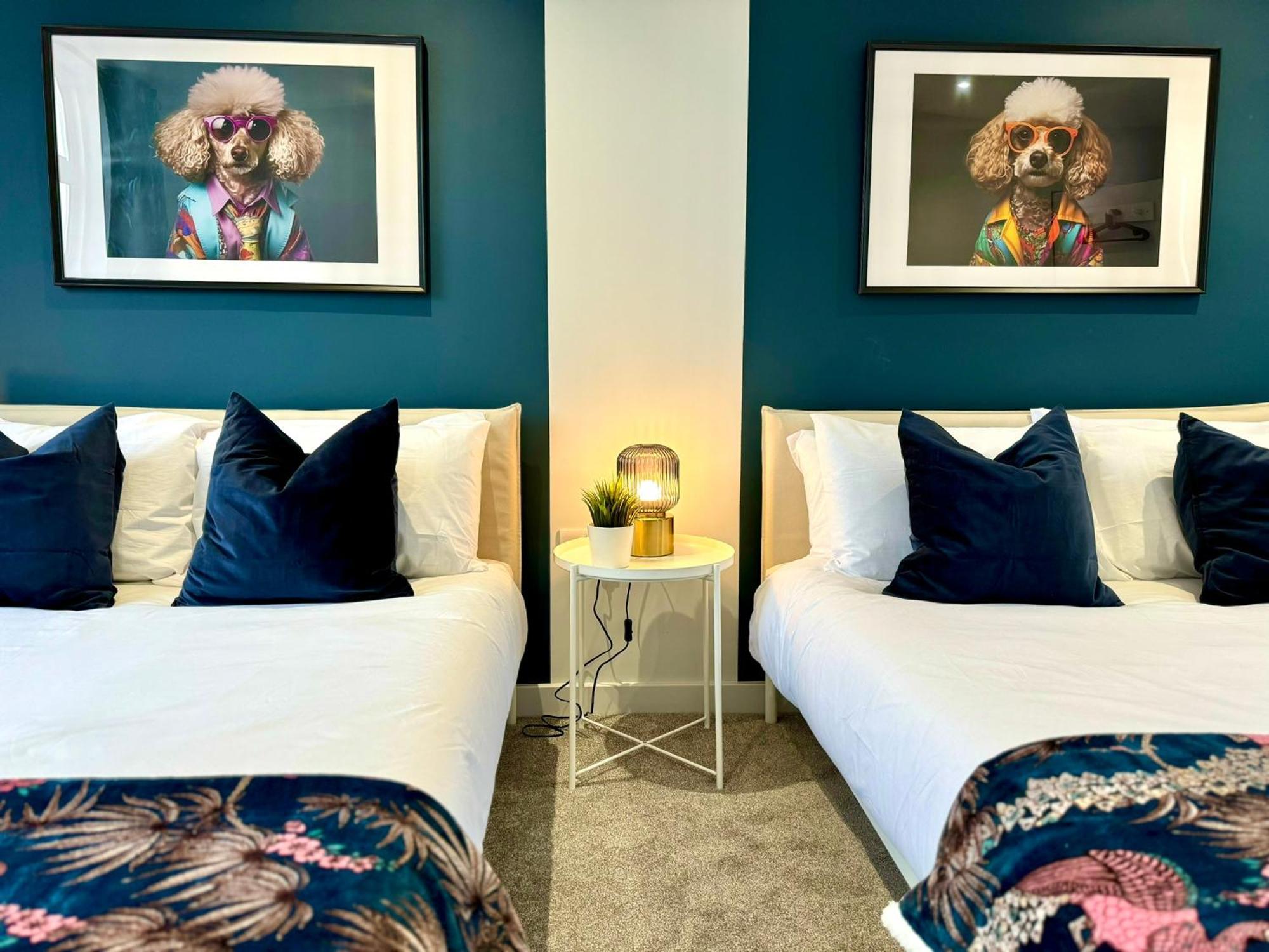 Amazing Large 3 Bedroom Apartment - Sleeps 8! Bournemouth Eksteriør billede
